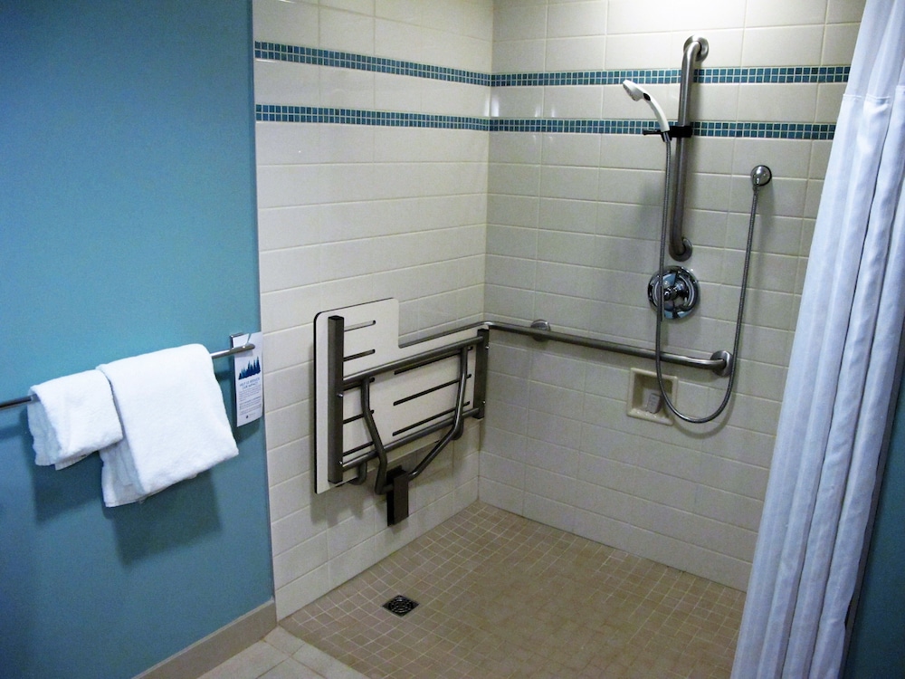 Aava Whistler Hotel 49/50