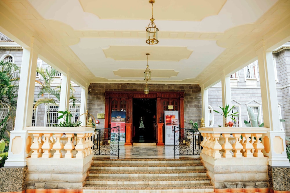 Muthu Sovereign Suites and Spa, Nairobi, Kenya 7/49