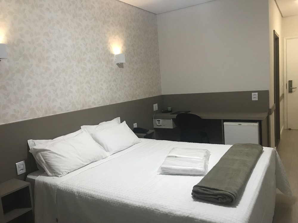Realce Hotel 25/71
