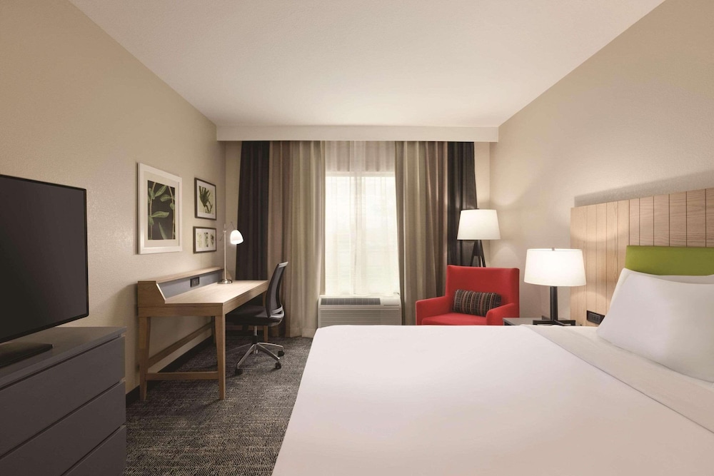 ROOM, KING BED, ACCESSIBLE