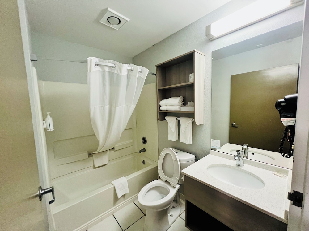 Microtel Inn Suites By Wyndham Georgetown 59/59