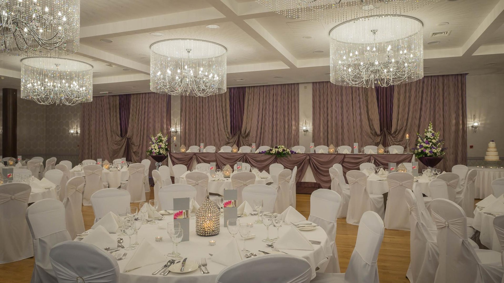 Cavan Crystal Hotel 47/57