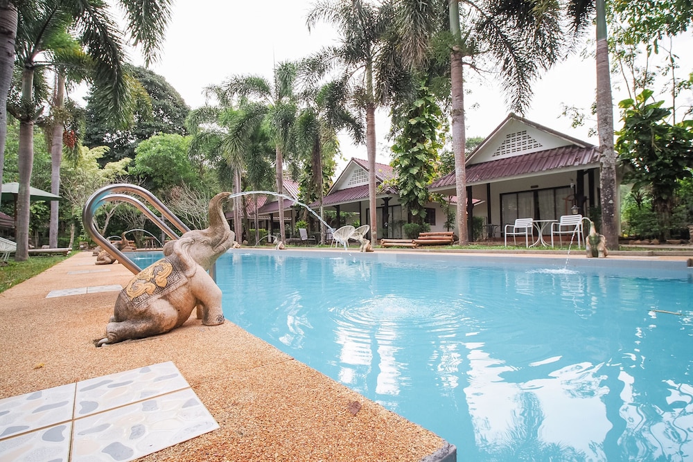 Capital O 834 Iyara Resort & Spa 23/25