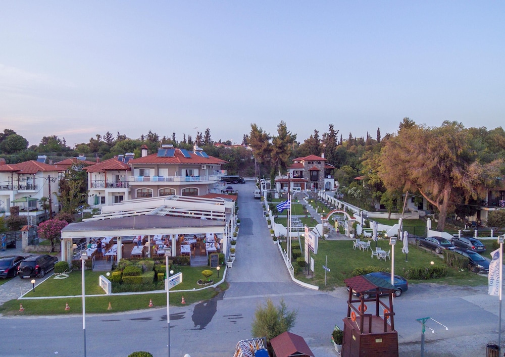 GEORGALAS SUN BEACH HOTEL 38/48