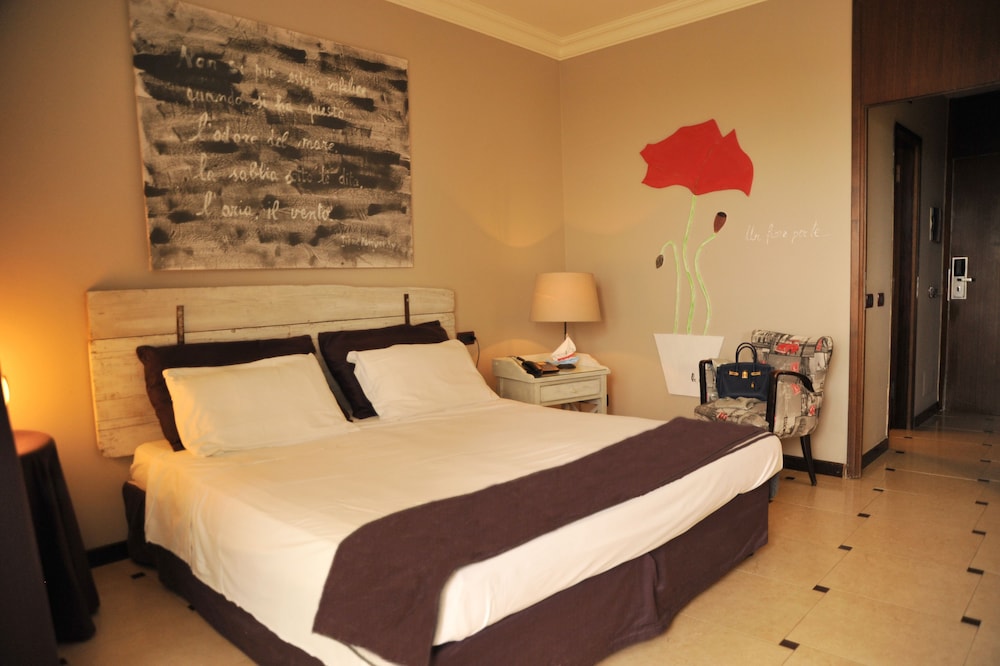Domizia Palace Hotel 7/62