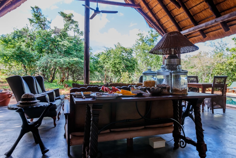 Shikwari Bush Lodge &amp; Pangolin Bush Camp 37/50