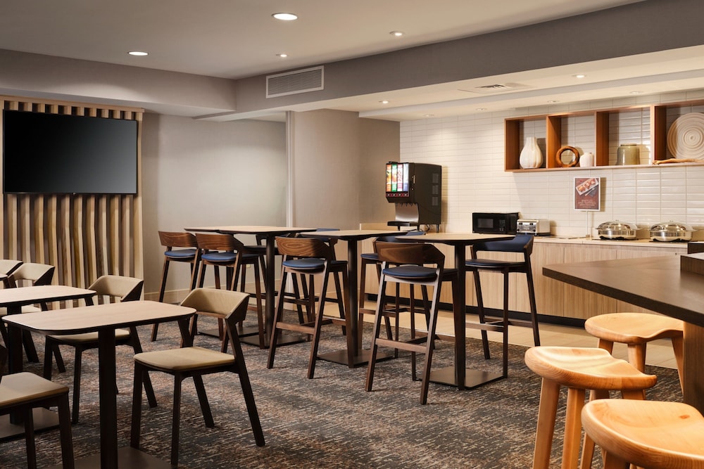 Springhill Suites By Marriott Metro Center 38/47