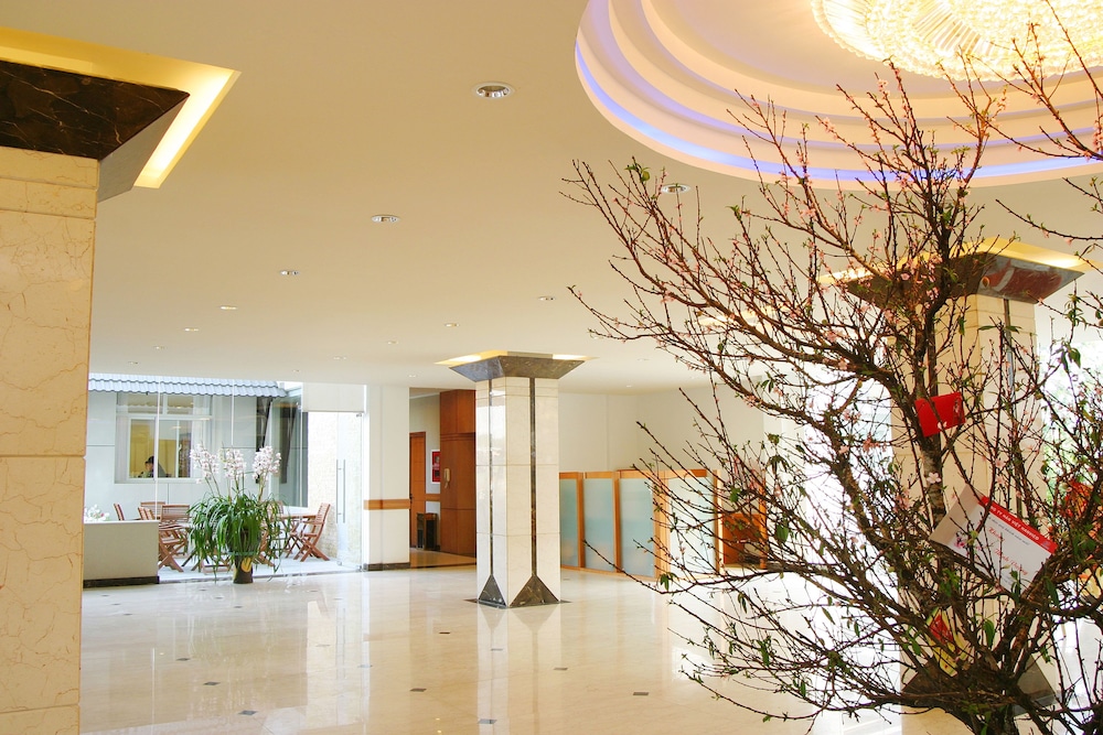 Muong Thanh Holiday Da Lat Hotel 9/70