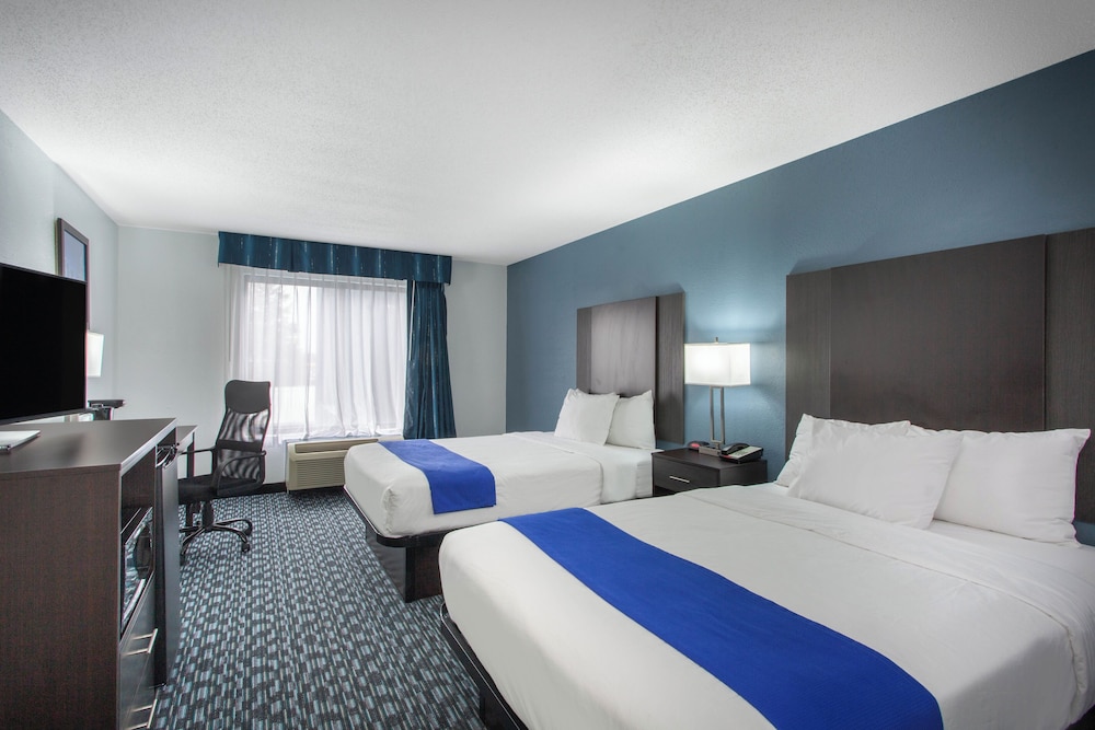 Clarion Pointe Charlotte 12/57