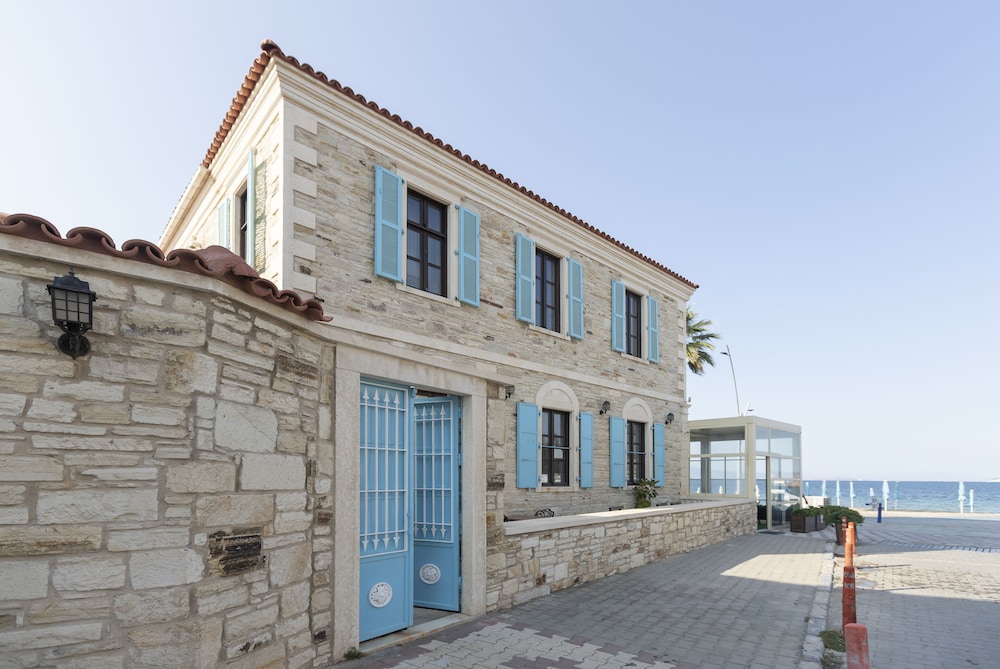 Marina Foca Hotel 41/50