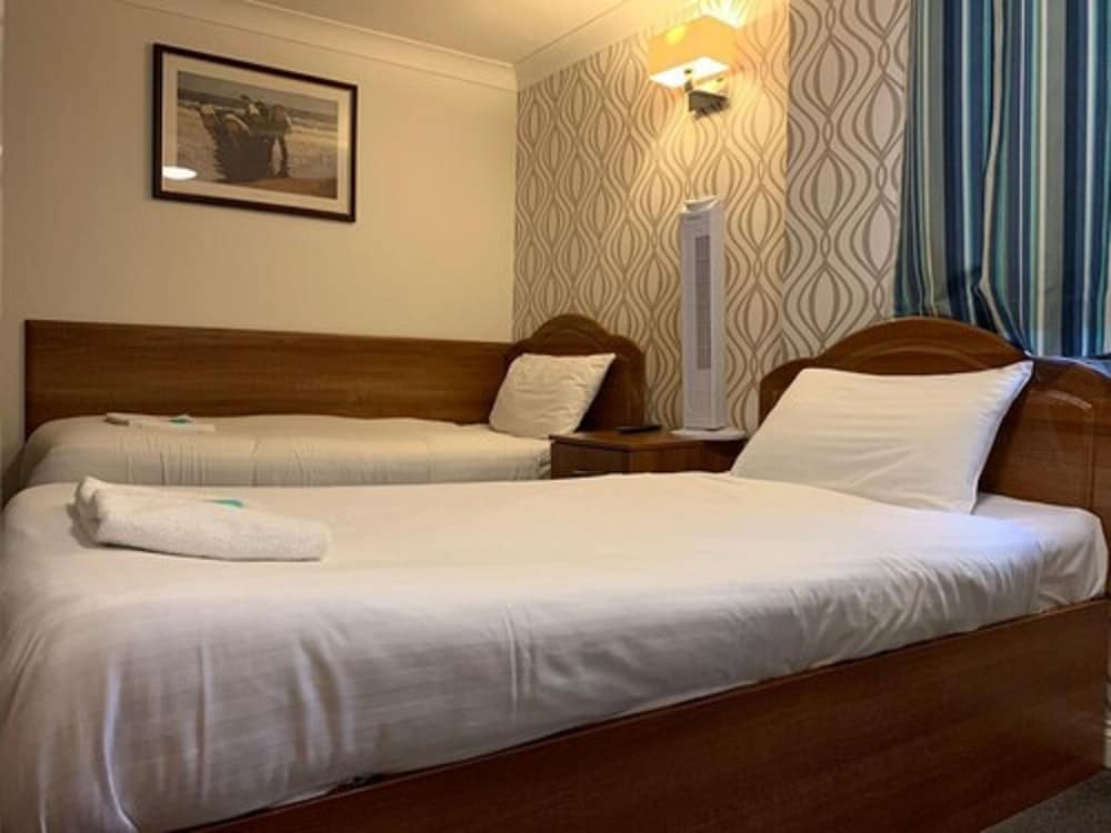 Twickenham Guest House 7/49