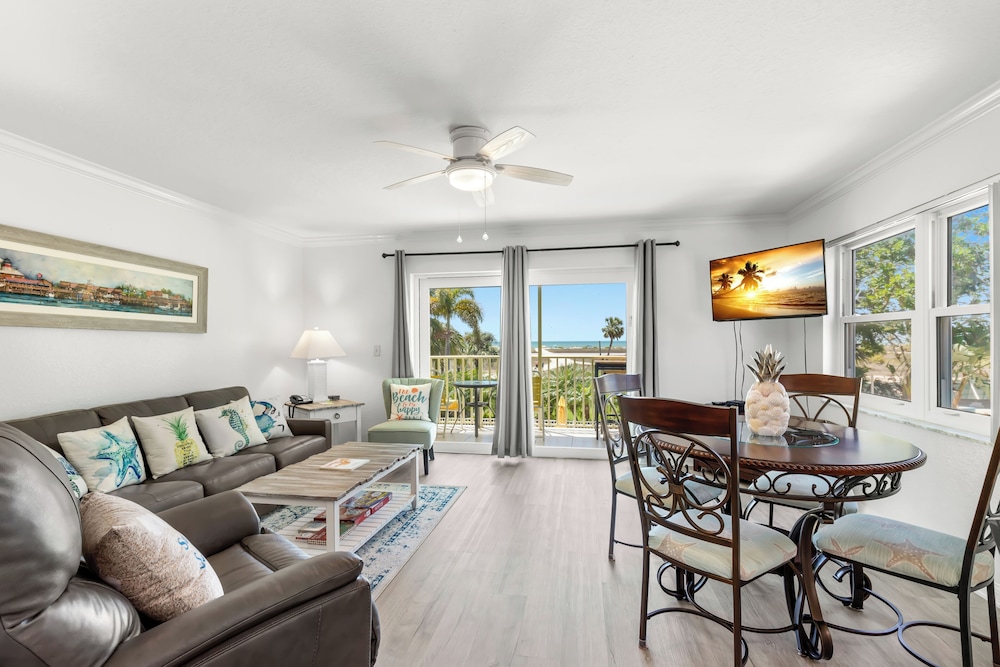 South Beach Condo Hotel 31/50