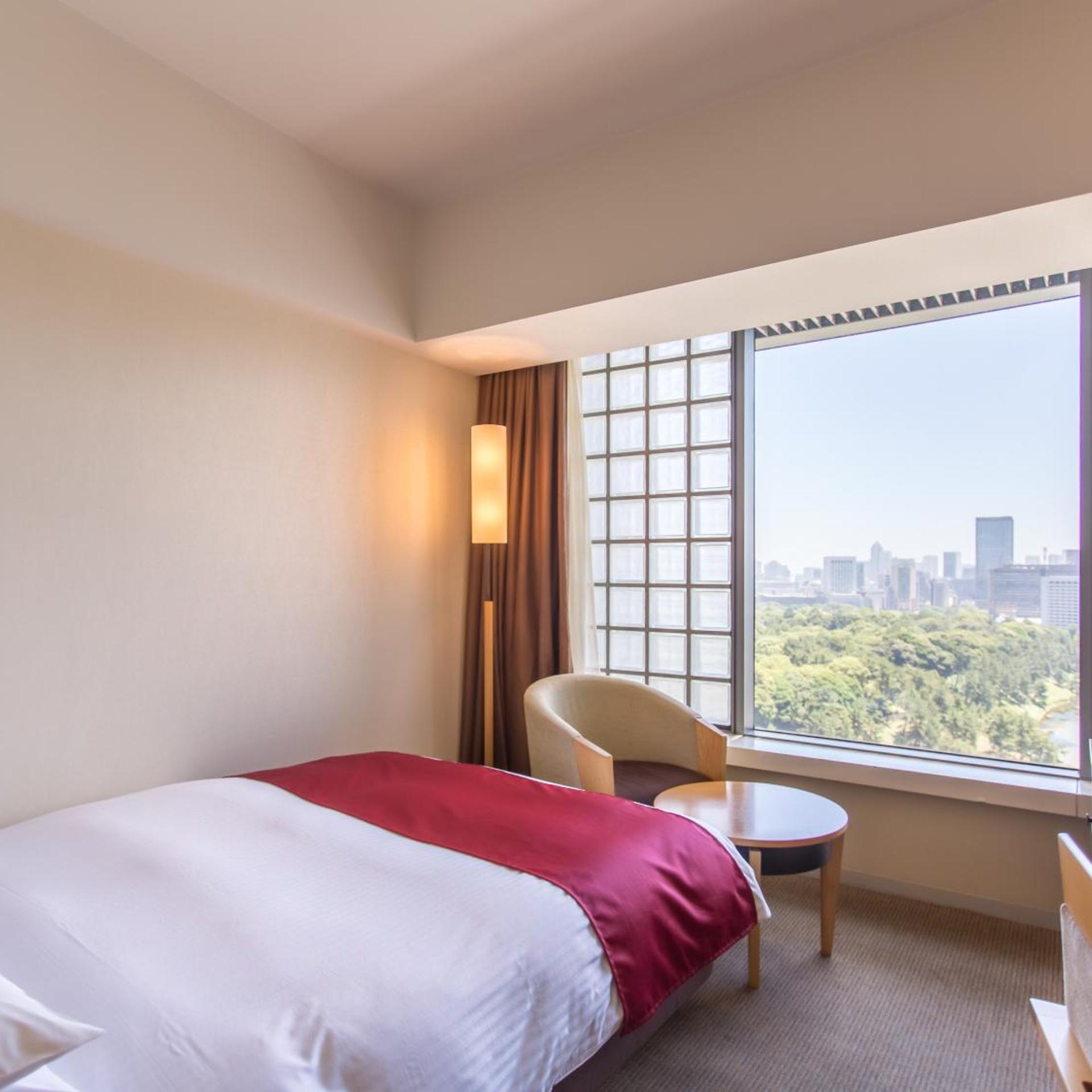 Semi Room, Semi Double Bed