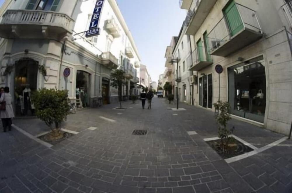 Hotel Alba 27/28