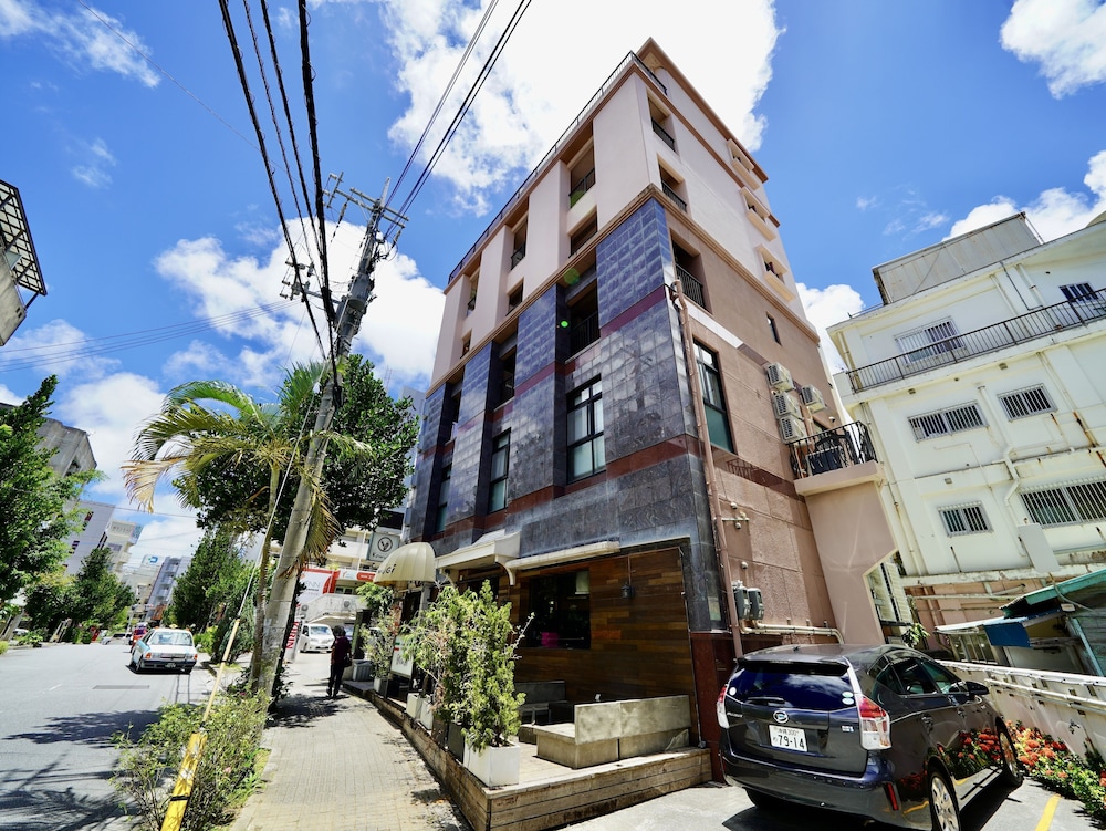 Hotel Tenshi Kan Kumoji 48/57