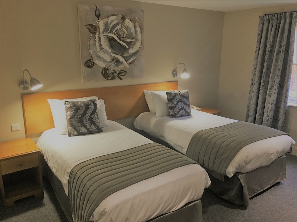 All Saints Hotel 12/60
