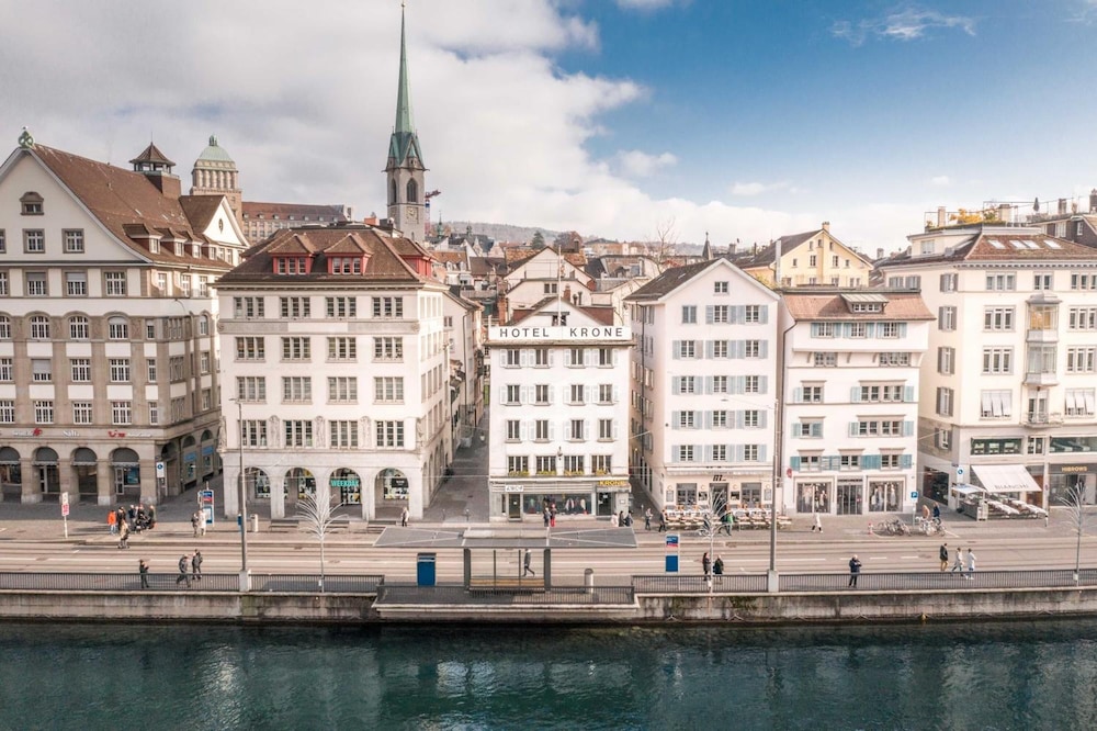 Pop Up Hotel Krone Zurich 3/43