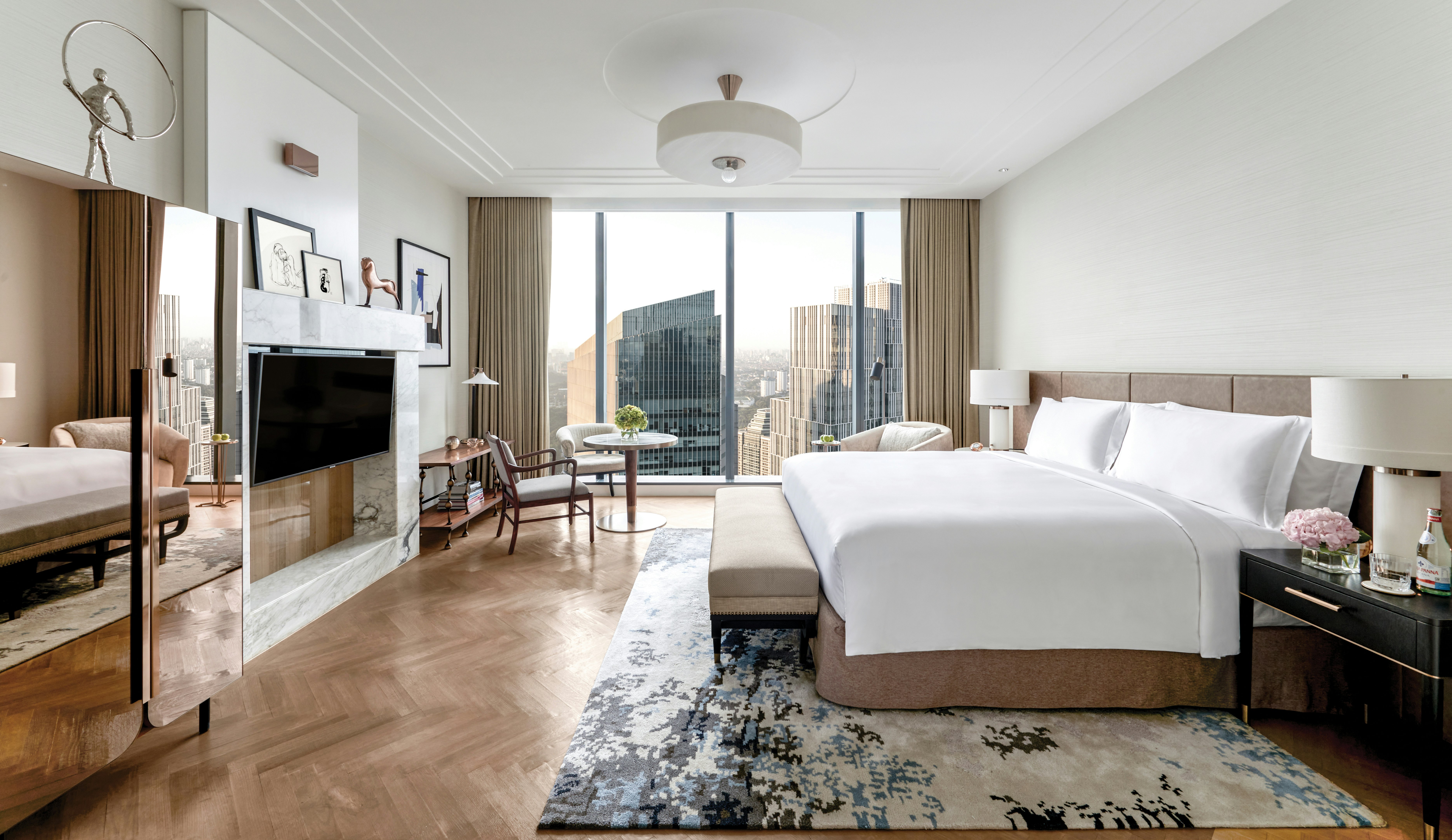 Skyline, Deluxe, King Bed