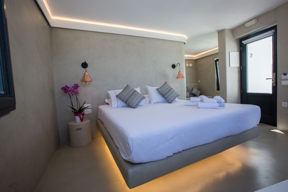 Chic Hotel Santorini 17/50