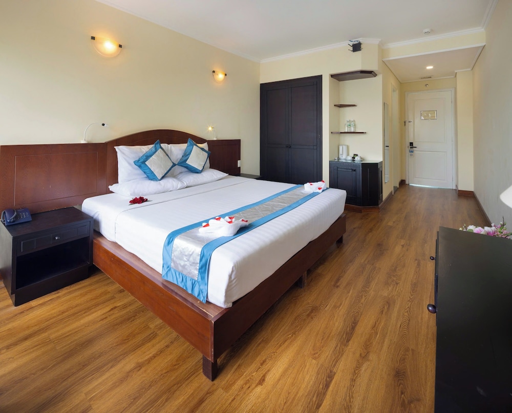 SUPERIOR, DOUBLE BED, SEA VIEW