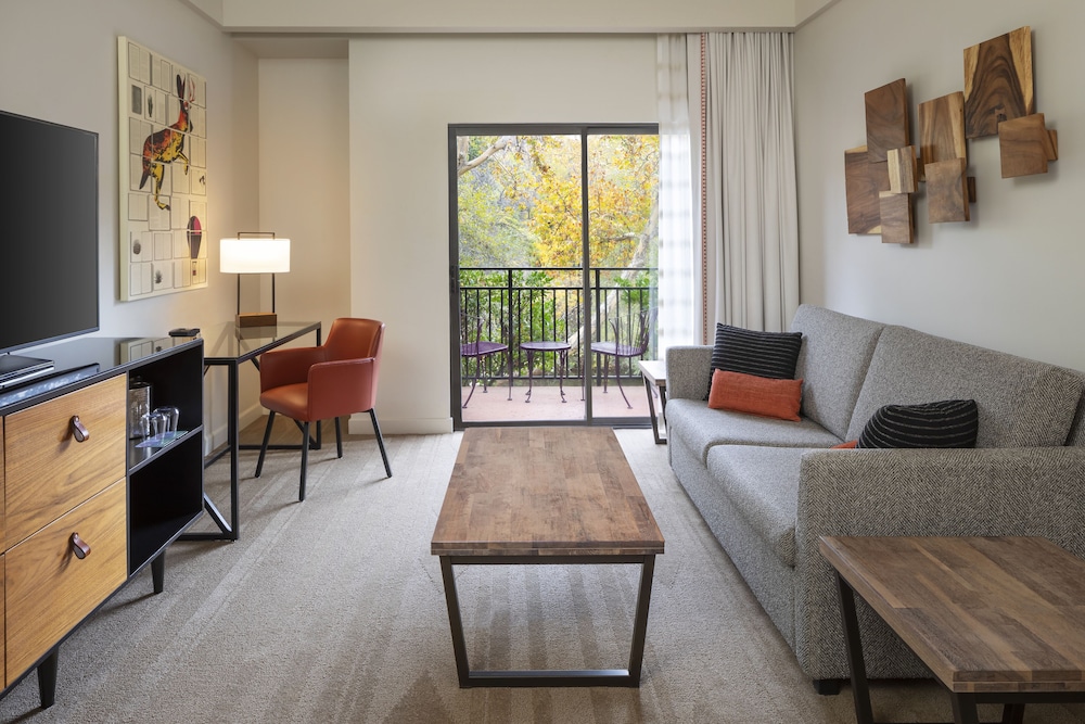 Amara Resort and Spa 40/65