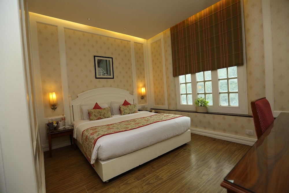 Bright Hotel 14/34