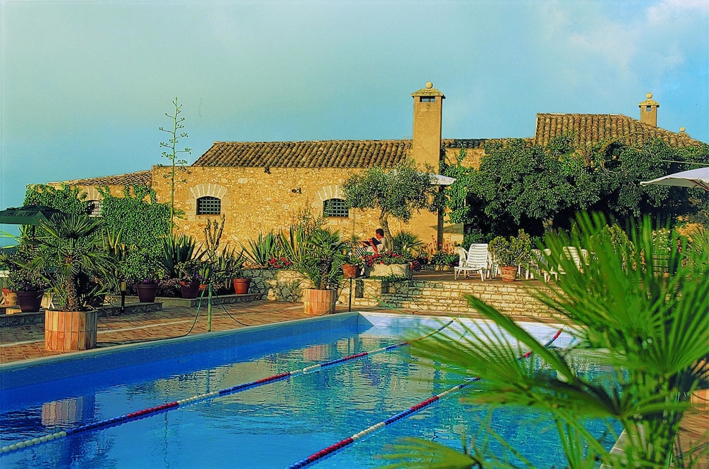 Hotel Baglio Santacroce 34/61