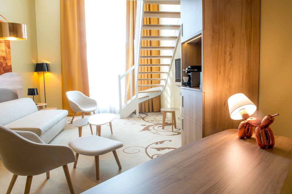 Holiday Inn Reims Centre 38/65