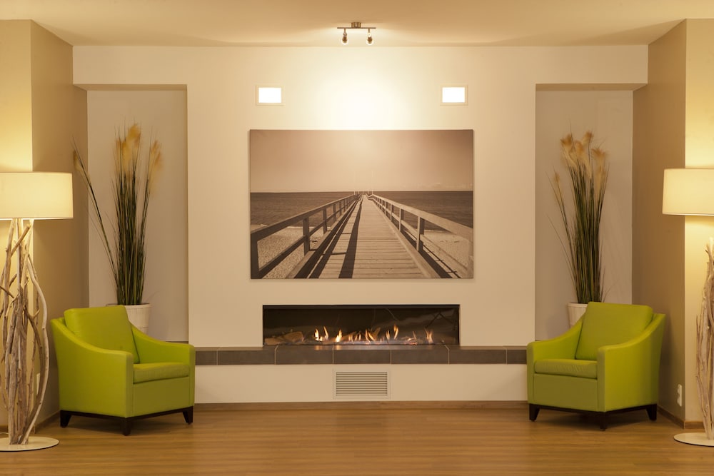 Strandhotel an der Ostsee 3/50