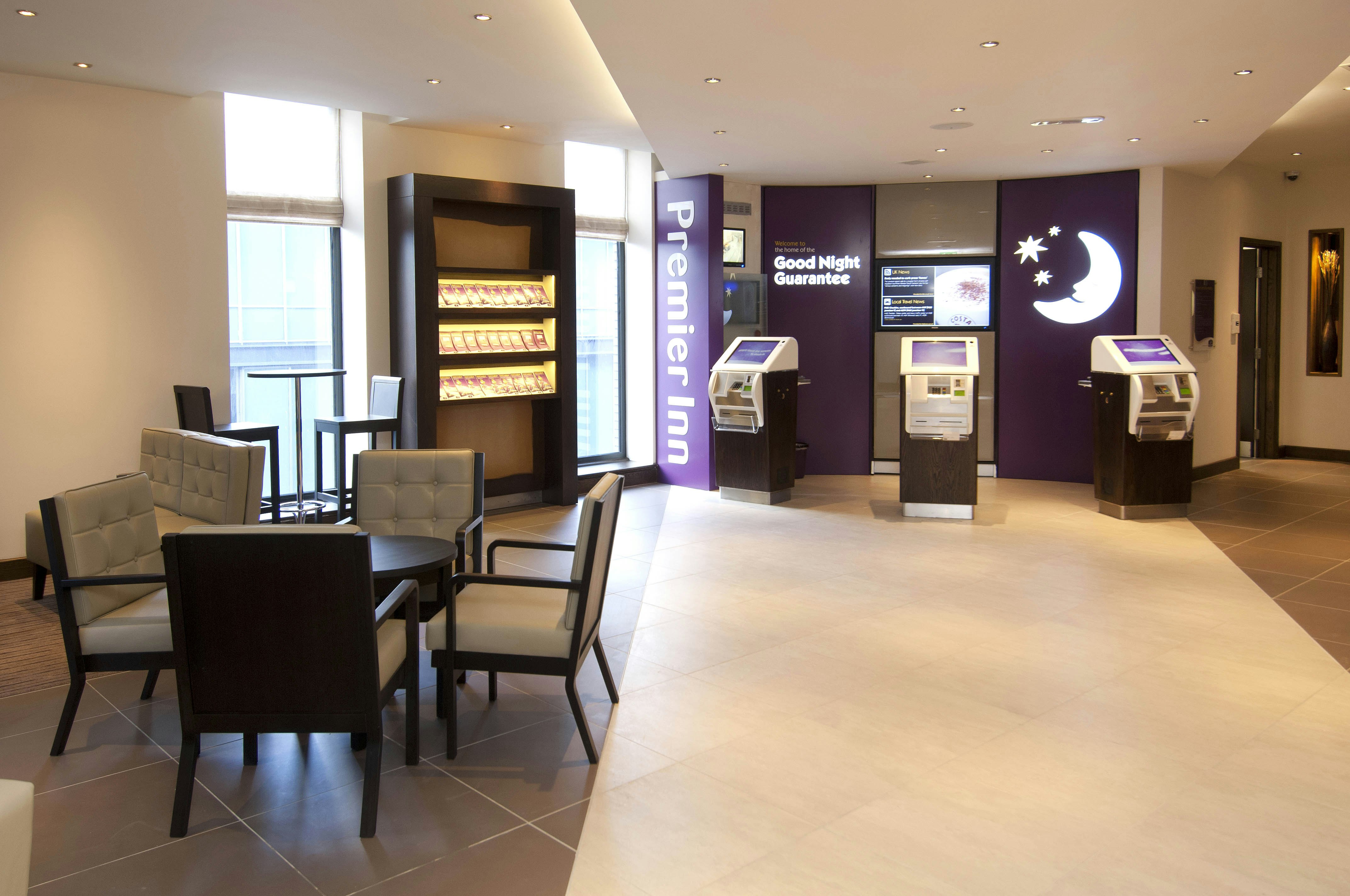 Premier Inn Liverpool City Centre (Liverpool One) Hotel 21/37