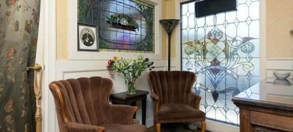 Union Hotel 36/50