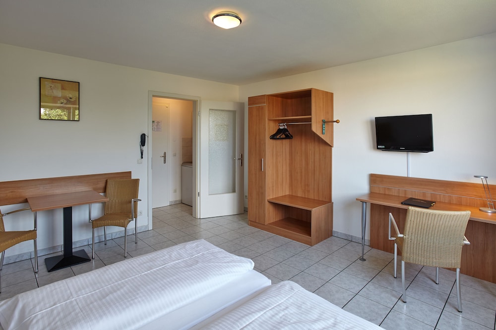 Hotel Fresh Inn 17/41