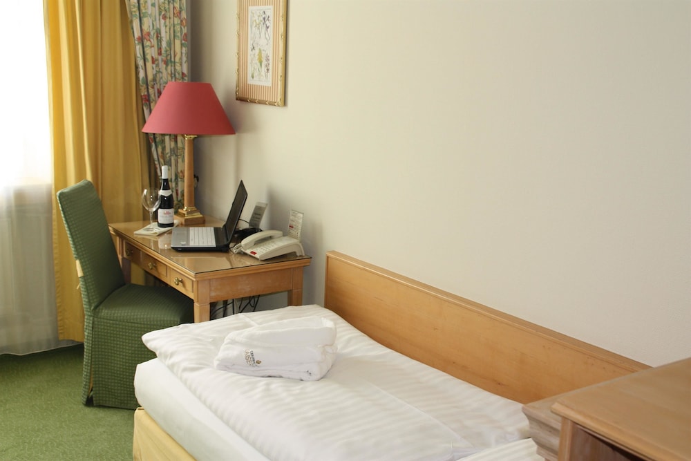 Central Kaiserhof Hotel 33/69