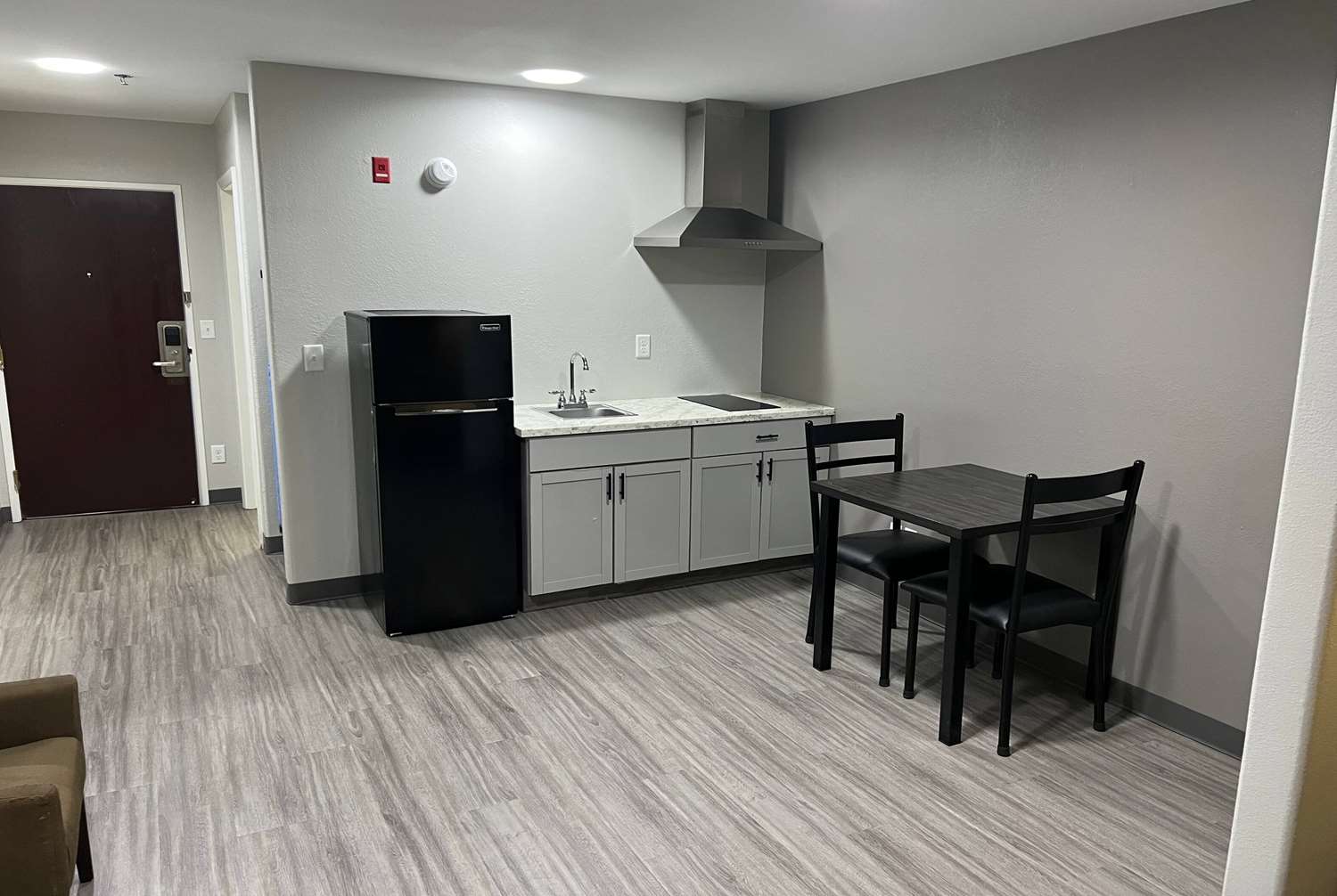 Super 8 By Wyndham Lake Charles Sulphur 36/56