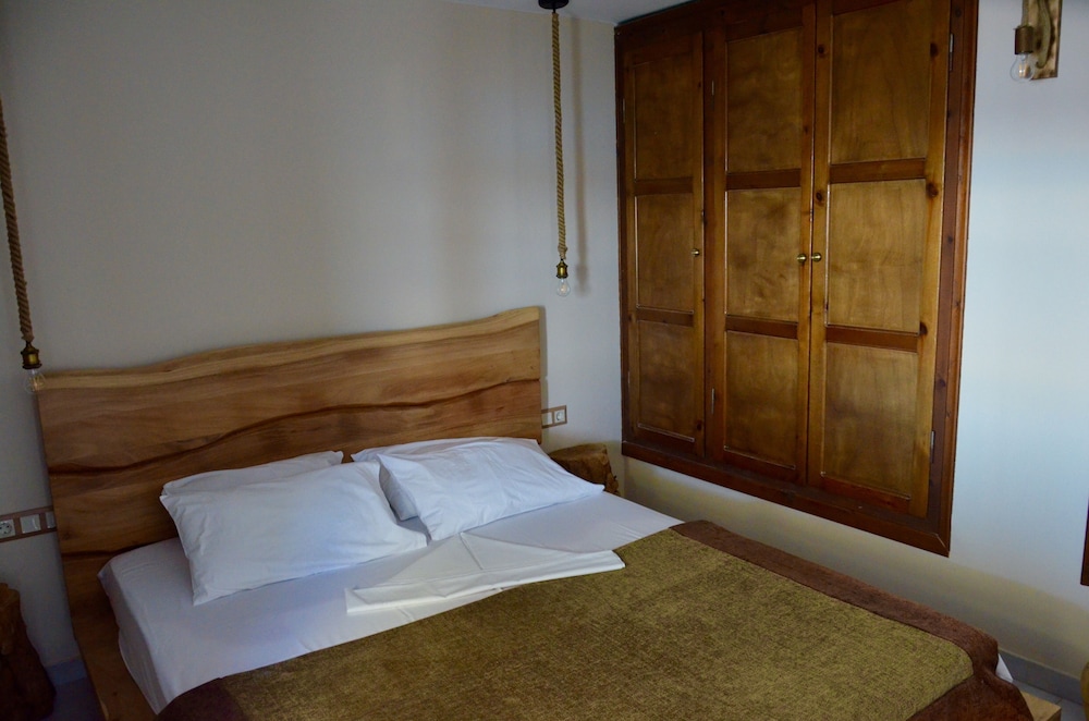 2 BEDROOMS, PANORAMIC, SUITE, SEA VIEW