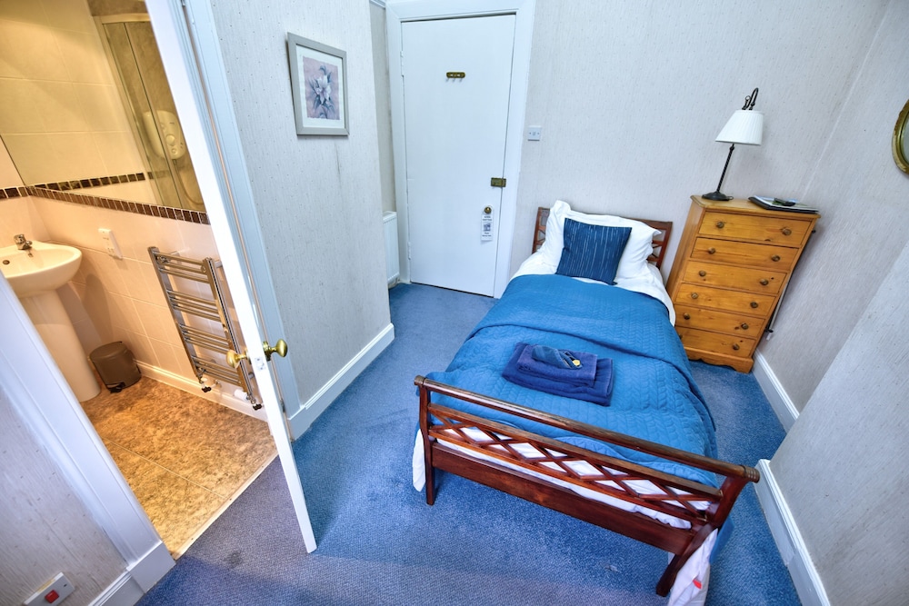 The Burnside Guest House 12/47