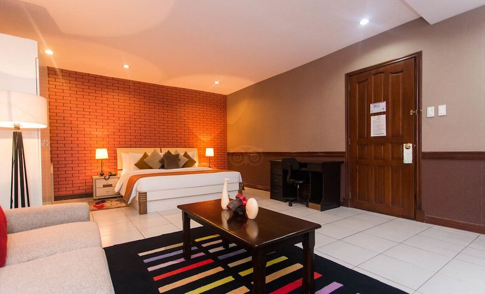 Subic Residencias 31/67