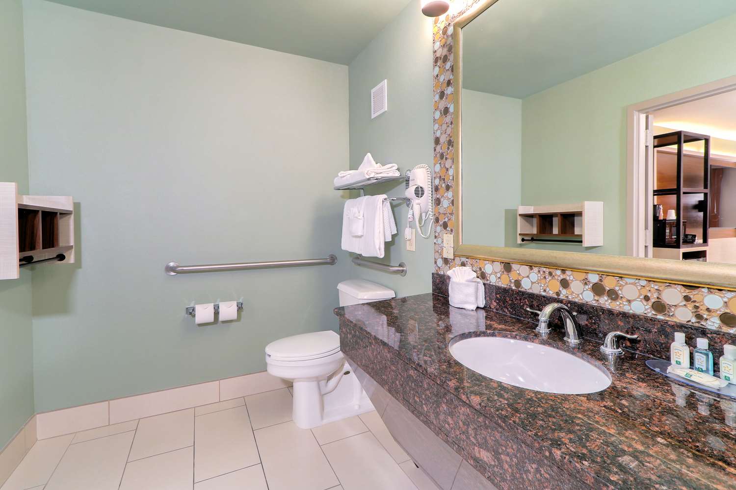 Quality Inn Near The Island Pigeon Forge 58/58