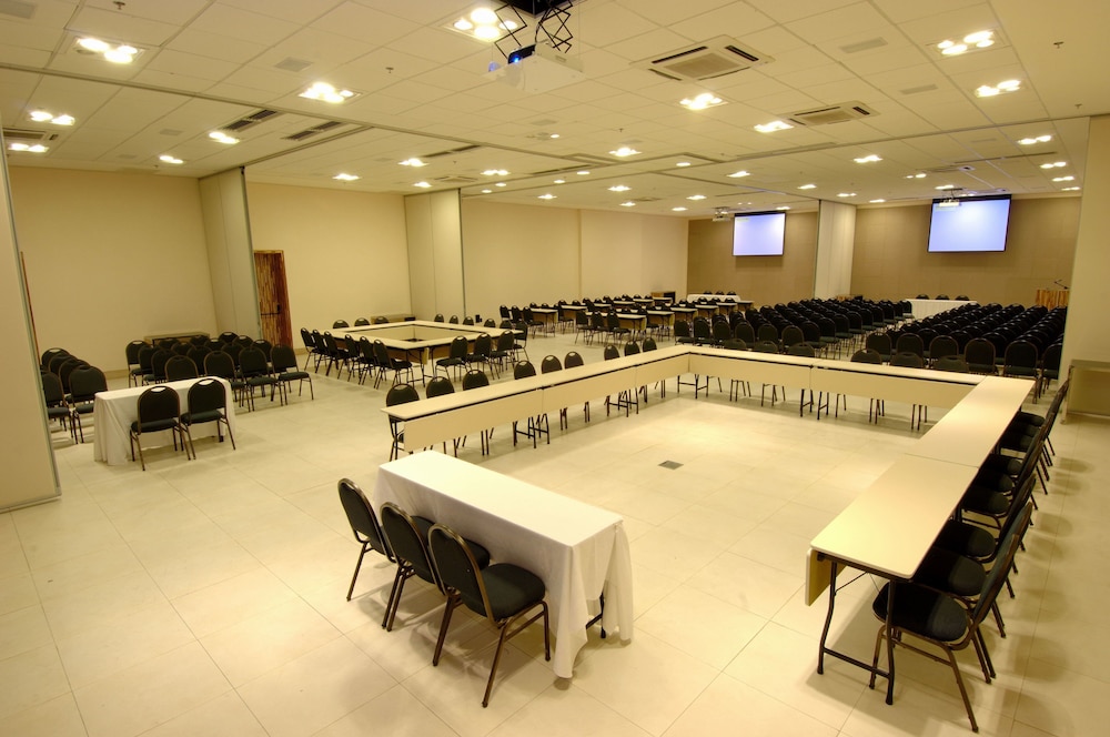 Afago Mareiro Hotel 77/88