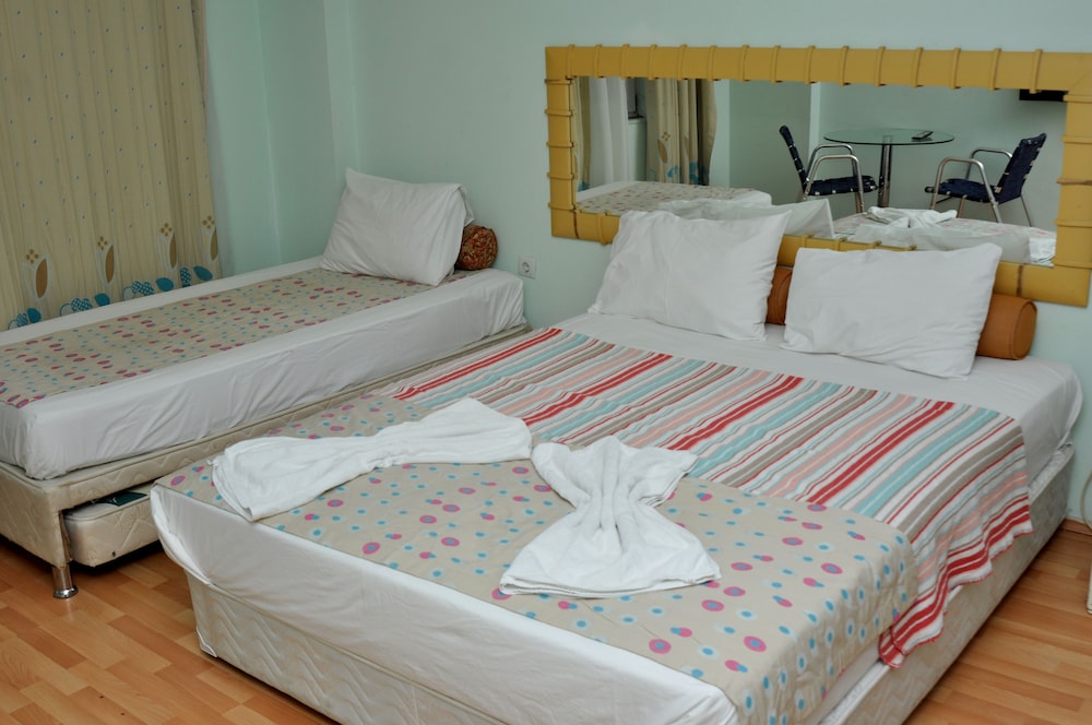 Gvar Apart Otel 10/35