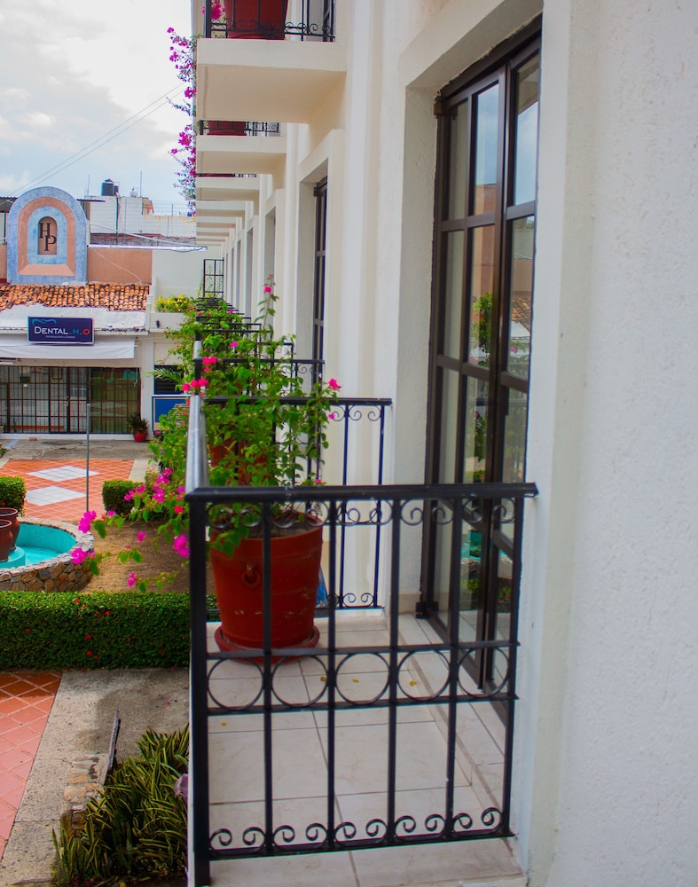 Hotel Amakal 38/42
