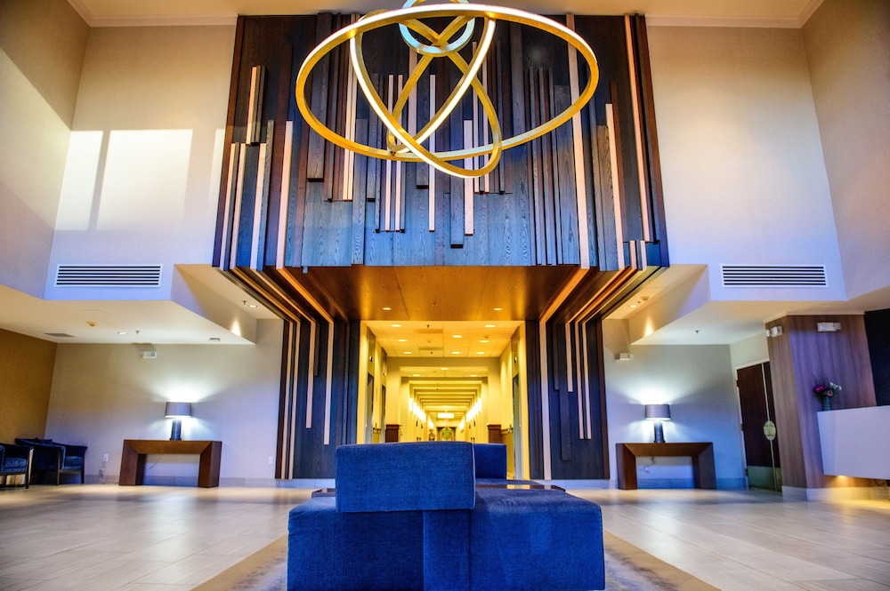 Crowne Plaza Dulles Airport 25/72