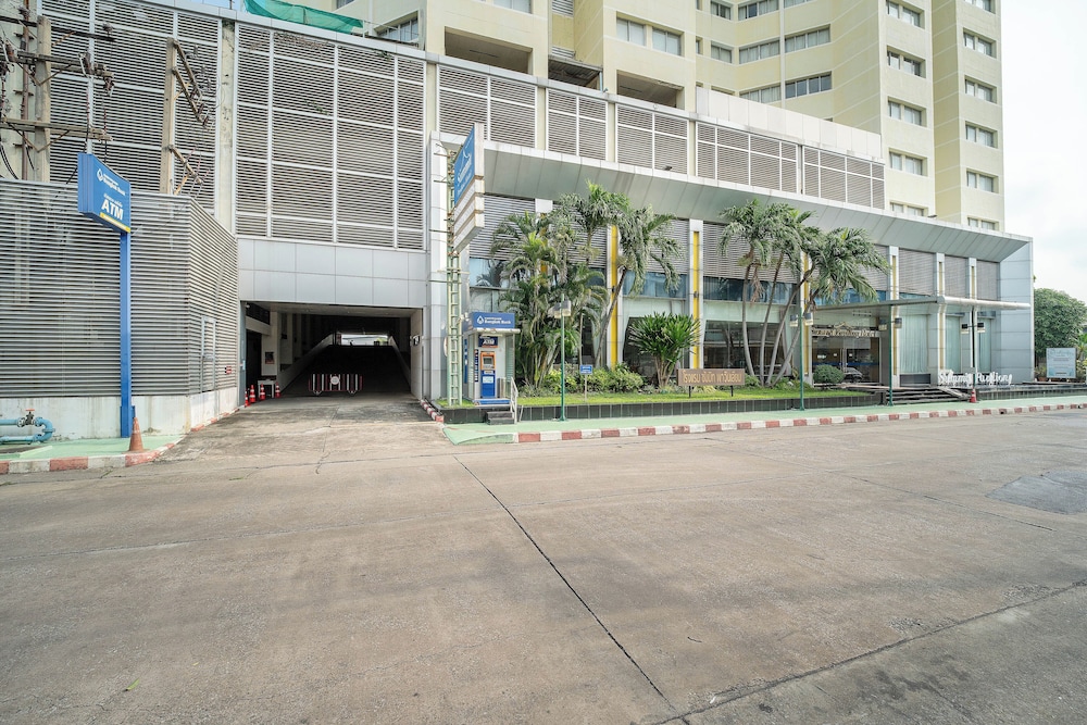 SUMMIT PAVILION SUVARNABHUMI HOTEL 41/50
