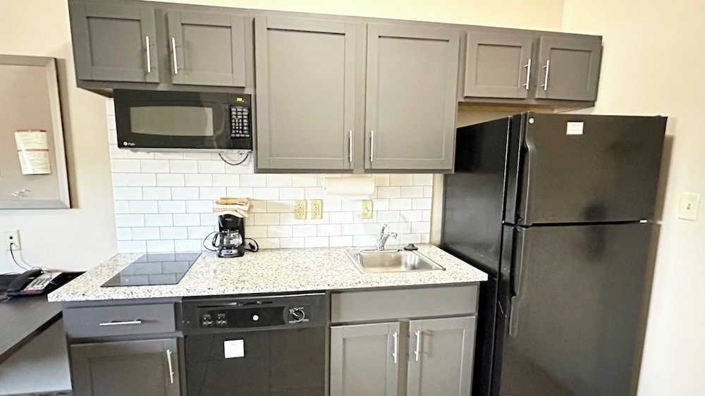 Candlewood Suites South Bend Airport, an IHG Hotel 40/48