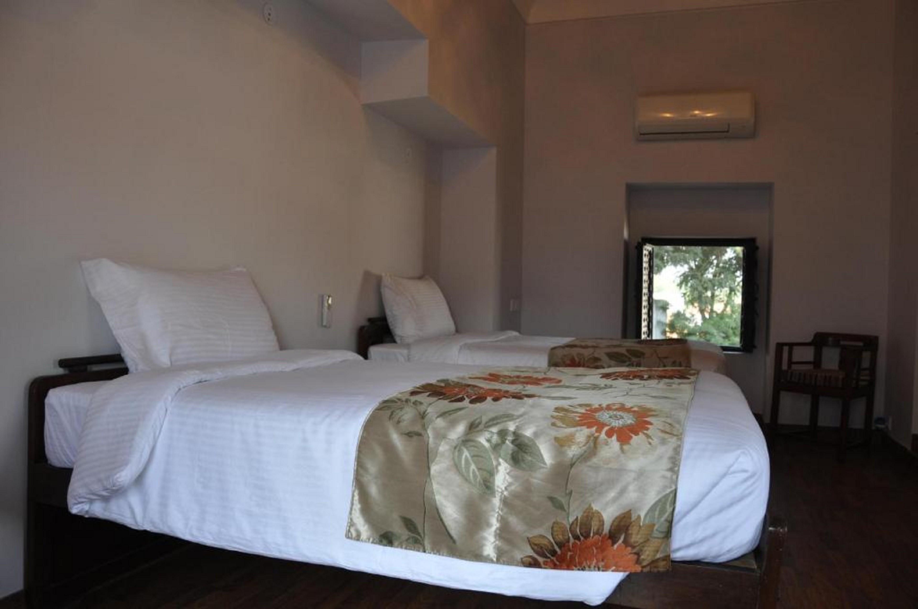 Heritage Room، Amritara Chandra Mahal Haveli Bharatpur 2/2