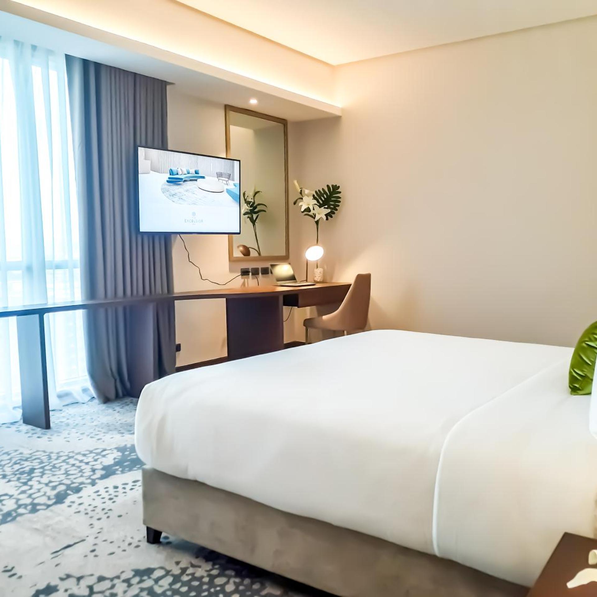 The Excelsior Hotel Las Pinas 11/50