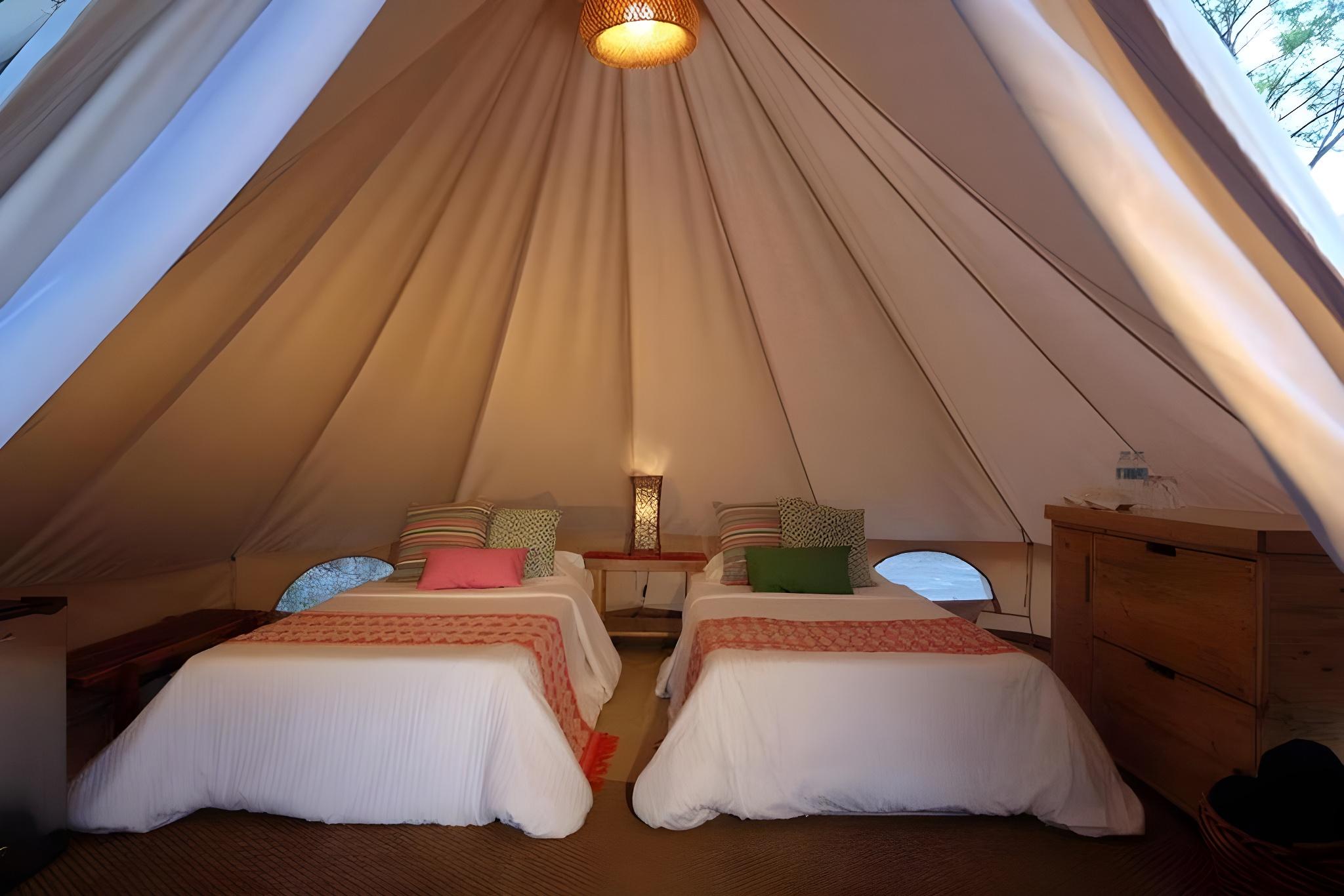 Glamping, Tent, Twin Beds