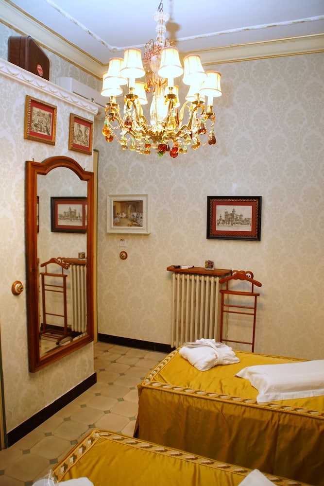 Sitges Royal Rooms 39/50