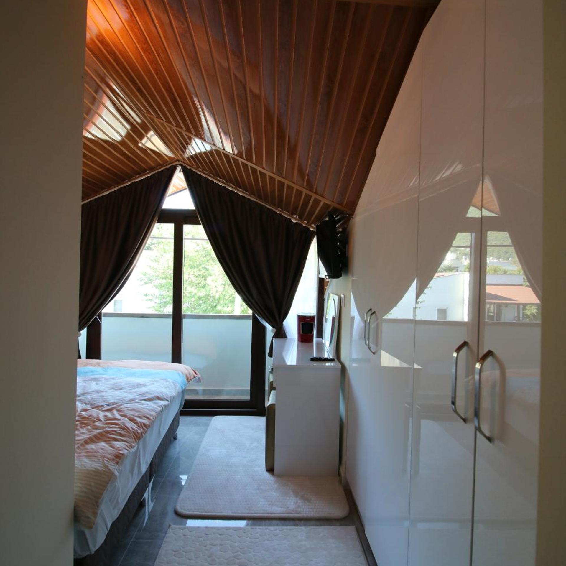 Parus Hotel 15/50