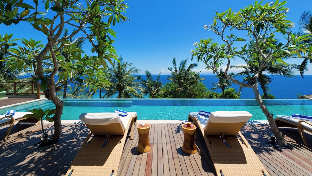 Malimbu Cliff Villa 28/56